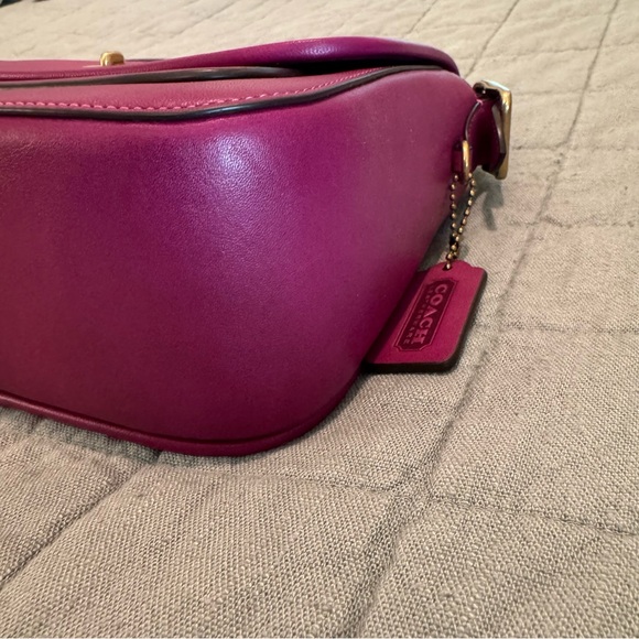 NWT Coach Rambler Crossbody in Hibiscus - Picture 6 of 8